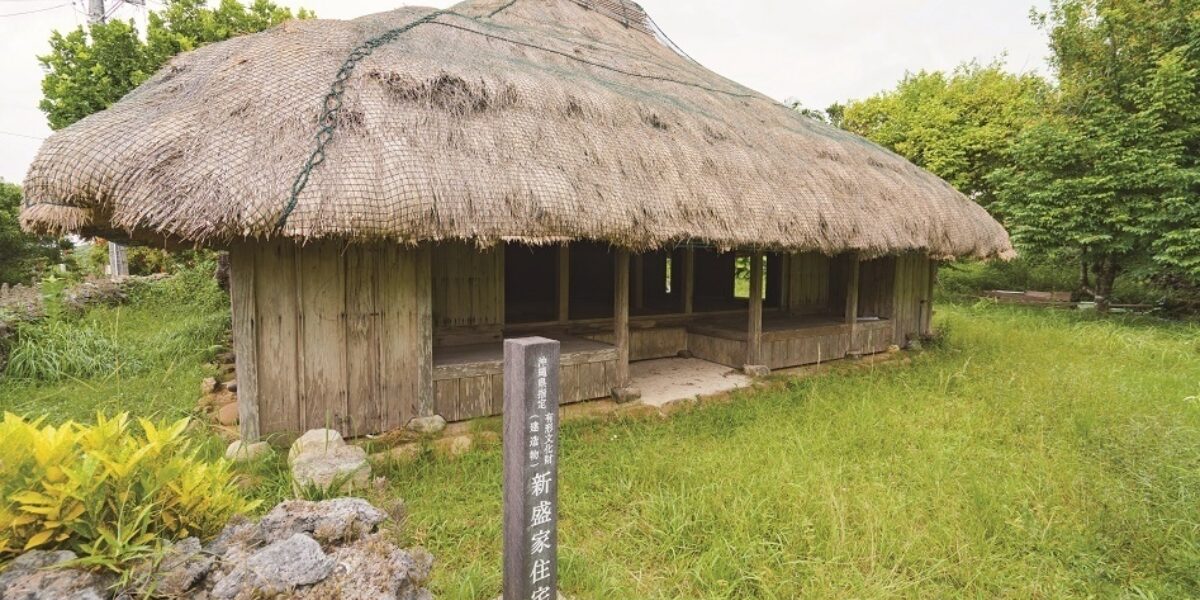 竹富島の古民家 竹富島 赤瓦の貸切宿 そうりゃ